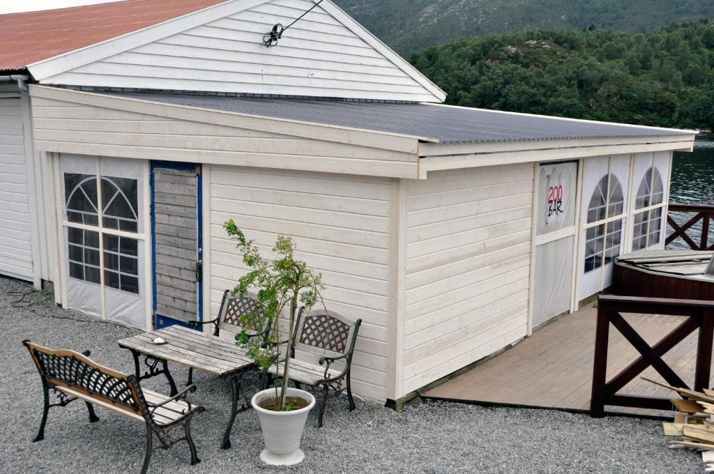 Gulen Dive Resort Dalsøyra Esterno foto