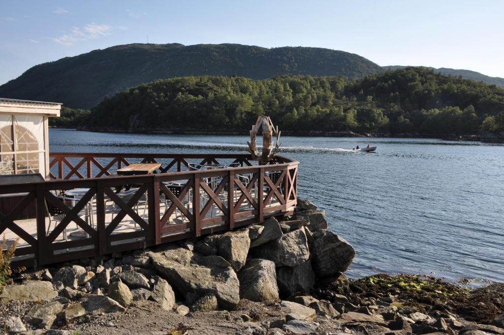 Gulen Dive Resort Dalsøyra Esterno foto