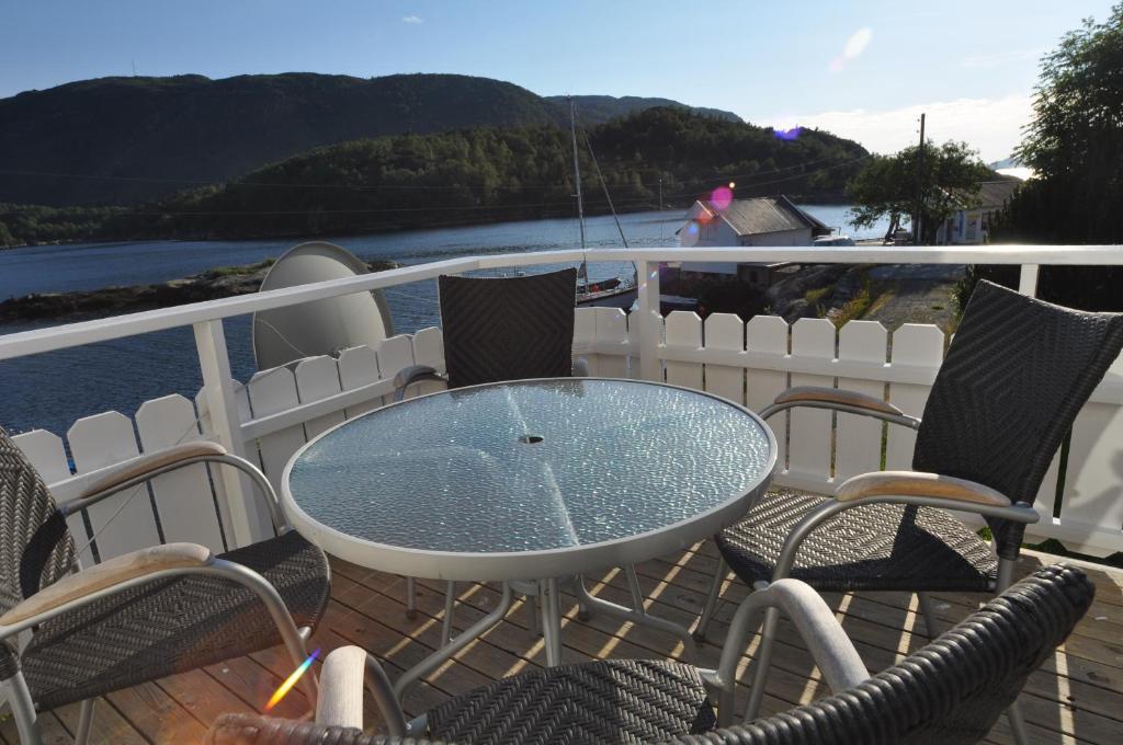 Gulen Dive Resort Dalsøyra Esterno foto