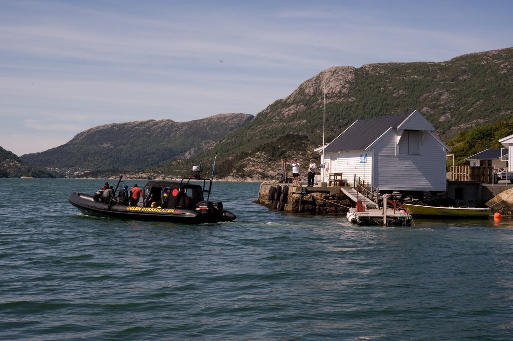 Gulen Dive Resort Dalsøyra Esterno foto